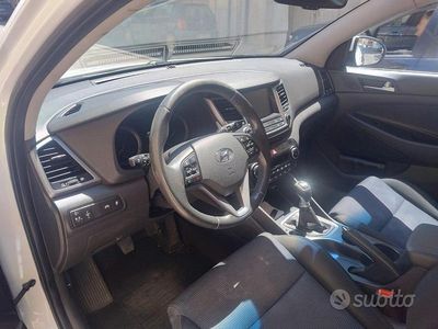 Bianco Usata 2016 Hyundai Tucson Xpossible SUV | 12.900 € (Buon prezzo)