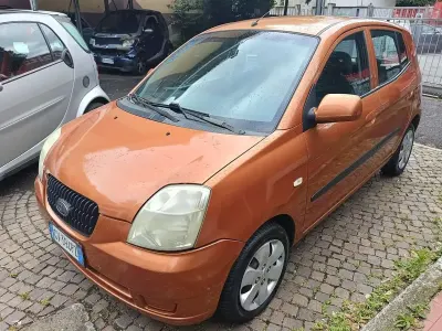 Usata Kia Picanto LX 60 CV (44 kW) 2005 Arancione Utilitaria