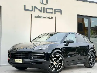 Usata Porsche Cayenne 354 CV (260 kW) 2024 Nero SUV