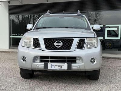 Second-hand Nissan Navara 190 CP (139 kW) 2011 Argintiu Pickup