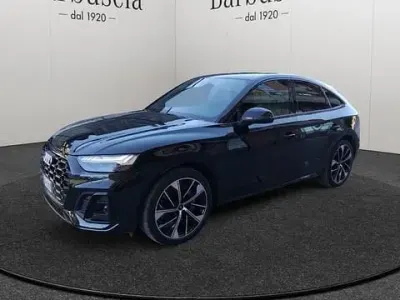 Käytetty Audi Q5 Sportback Sport 341 HP (250 kW) 2021 Musta Katumaasturi