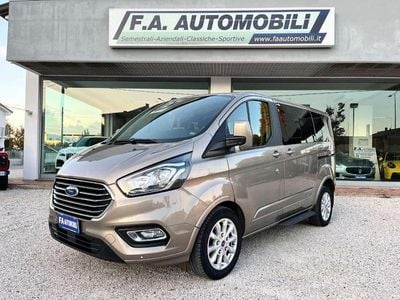 Ford Tourneo Custom