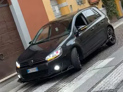 Usata VW Golf VI 110 CV (80 kW) 2008 Nero Utilitaria