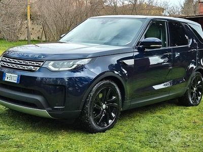 Land Rover Discovery 5