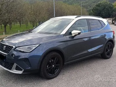Usata Seat Arona Xperience 110 CV (80 kW) 2022 Grigio SUV