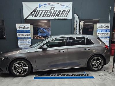 Usata Mercedes A180 Premium 116 CV (85 kW) 2019 Grigio Berlina