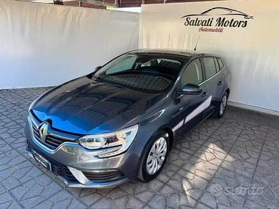 Usata Renault Mégane GrandTour 110 CV (80 kW) 2019 Grigio Station wagon
