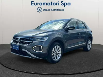 Usata VW T-Roc Style 150 CV (110 kW) 2023 Grigio SUV