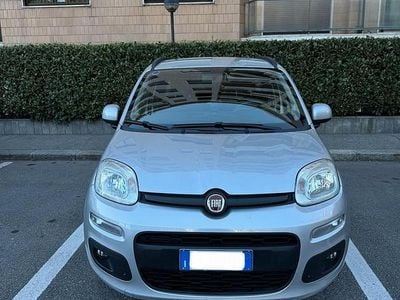 Usata Fiat Panda Lounge 69 CV (50 kW) 2019 Grigio Utilitaria