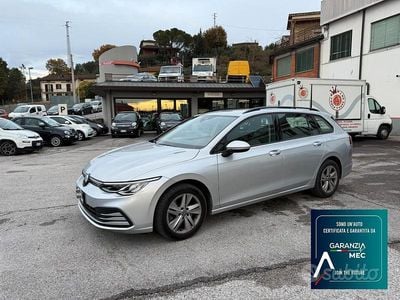Usata VW Golf VIII Style 116 CV (85 kW) 2021 Grigio Station wagon