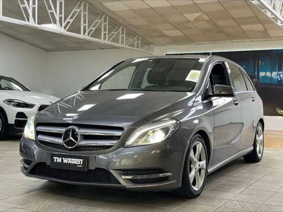 Mercedes B200