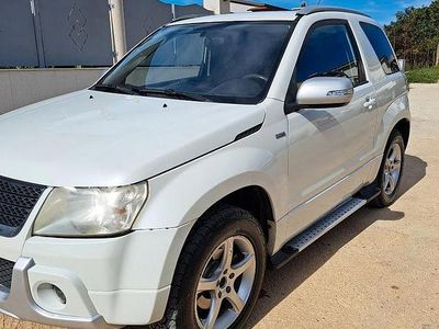 Bianco Usata 2010 Suzuki Grand Vitara SUV | 5800 €