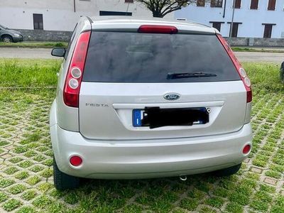 usata Ford Fiesta 1.2 16v titanium 2008 neopatentati