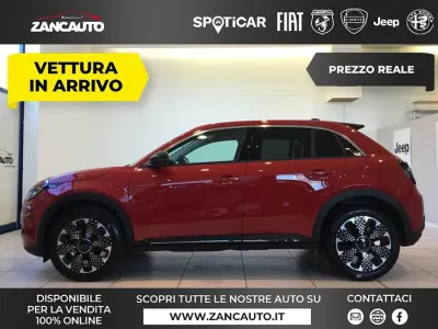 Nuova Fiat 600 114 kW (156 CV) 2025 Rosso SUV