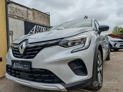 Usata Renault Captur 95 CV (69 kW) 2021 Grigio SUV