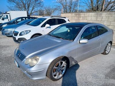 Begagnad Mercedes C230 2002 Grå Sportkupé