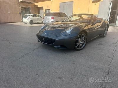 Usata Ferrari California 2009 Grigio Cabrio