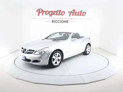 Usata Mercedes SLK200 163 CV (119 kW) 2005 Argento Cabrio