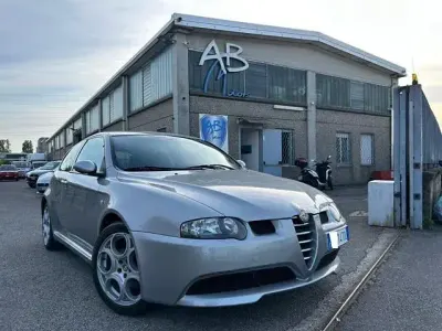 Usata Alfa Romeo 147 GTA 250 CV (183 kW) 2003 Argento Utilitaria
