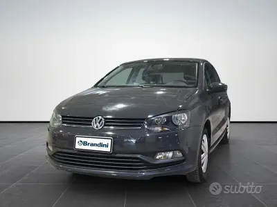 Usata VW Polo Trendline 60 CV (44 kW) 2015 Anvil grey Berlina