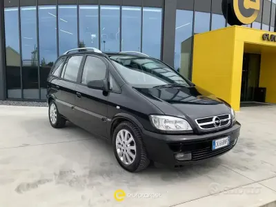 Usata Opel Zafira Elegance 101 CV (74 kW) 2004 Nero Monovolume