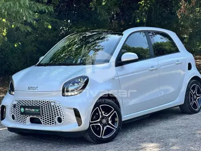 Usata Smart ForFour Electric Drive Passion 41 kW (56 CV) 2020 Bianco Utilitaria