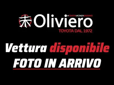 Usata Toyota Corolla Active 122 CV (89 kW) 2019 Grigio Berlina