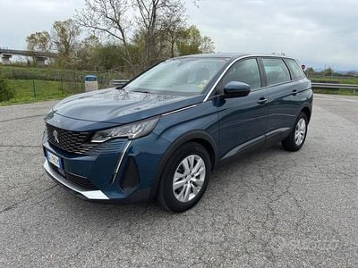 Usata Peugeot 5008 Allure 131 CV (96 kW) 2021 Blu SUV
