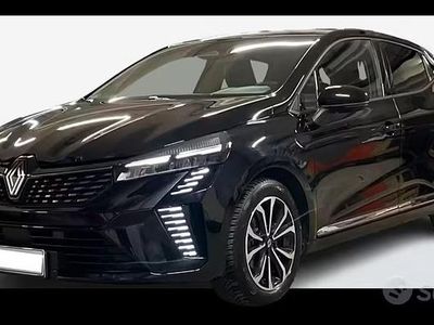 Usata Renault Clio V Techno 91 CV (66 kW) 2025 Nero Berlina