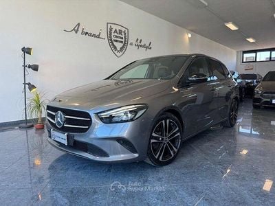 Usata Mercedes B Electric Drive Night 85 kW (116 CV) 2019 Gray Monovolume