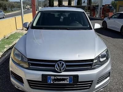 Usata VW Touareg 245 CV (180 kW) 2011 Grigio SUV