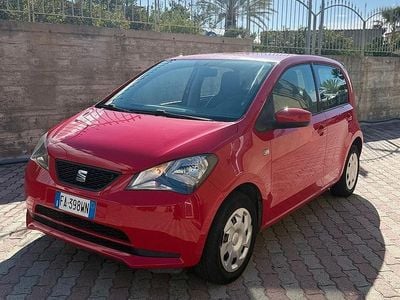 Usata Seat Mii 68 CV (50 kW) 2015 Rosso Utilitaria