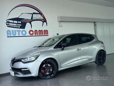 Usata Renault Clio IV R.S. 200 CV (147 kW) 2015 Gris platine Berlina
