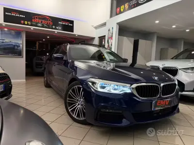 Usado BMW 530 M Sport 249 HP (183 kW) 2019 Azul Carrinha
