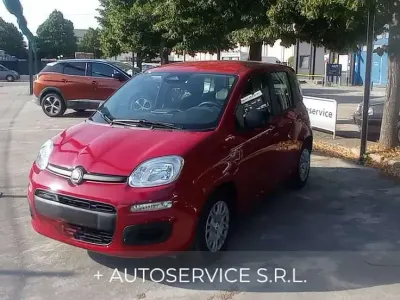 Usata Fiat Panda S 69 CV (50 kW) 2025 Rosso Utilitaria