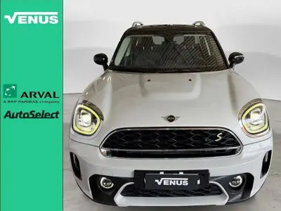 Usata Mini Cooper Countryman Business 220 CV (161 kW) 2020 Argento SUV