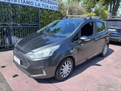 Usata Ford B-MAX Titanium 90 CV (66 kW) 2016 Nero Monovolume