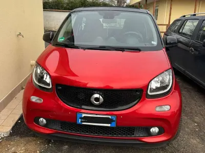 Usata Smart ForFour Passion 95 CV (69 kW) 2016 Rosso Utilitaria