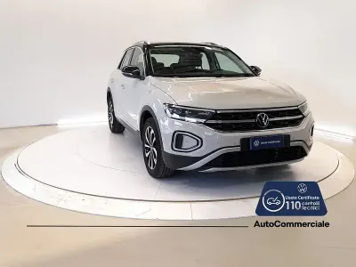 Usata VW T-Roc Style 150 CV (110 kW) 2022 Beige SUV