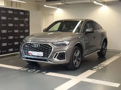 Usata Audi Q5 Sportback S-Line 204 CV (150 kW) 2024 Grigio SUV
