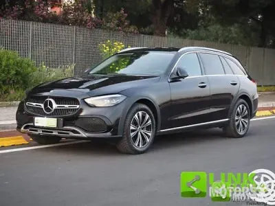 Usata Mercedes C220 Premium Plus 200 CV (147 kW) 2023 Nero Station wagon
