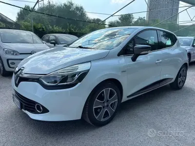 Usata Renault Clio IV 73 CV (53 kW) 2014 Bianco Berlina