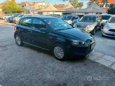 Usata VW Polo Trendline 60 CV (44 kW) 2013 Nero Utilitaria