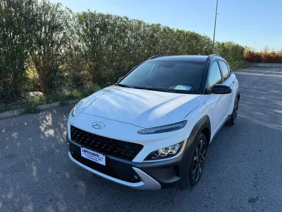 Käytetty Hyundai Kona 136 HP (100 kW) 2021 Valkoinen Katumaasturi