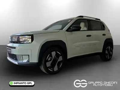 Nuova Fiat Grande Panda La Prima 110 CV (80 kW) 2026 Azzurro acqua Utilitaria