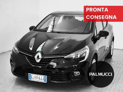 Usata Renault Clio Equilibre 101 CV (74 kW) 2022 Nero Utilitaria