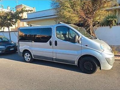 Usata Opel Vivaro 120 CV (88 kW) 2009 Monovolume