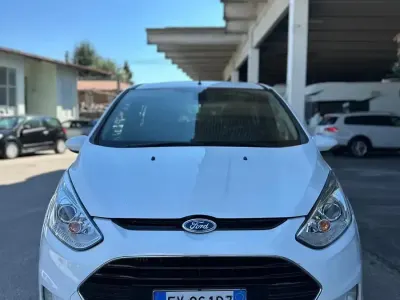 Usata Ford B-MAX Titanium 95 CV (69 kW) 2015 Bianco Monovolume