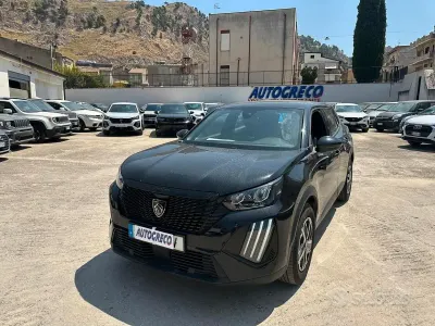 Usata Peugeot 2008 Style 102 CV (75 kW) 2025 Nero SUV