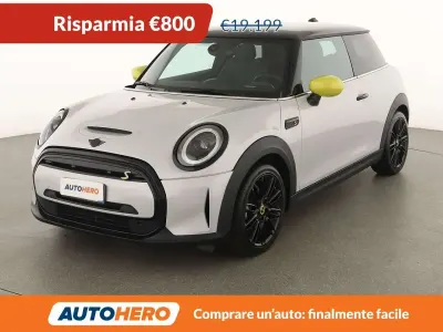 Usata Mini Cooper SE 75 kW (102 CV) 2022 Argento Utilitaria